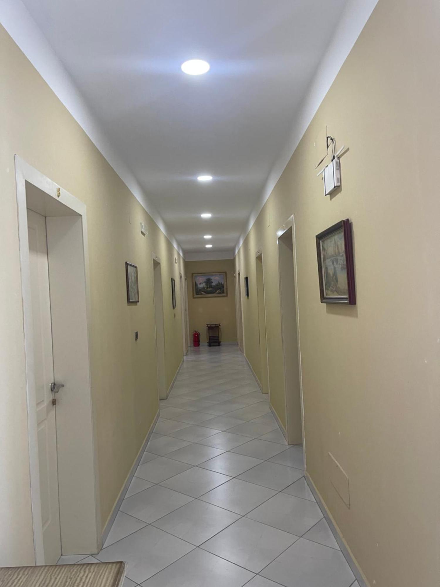 Hotel Latifi Gramsh Exterior foto