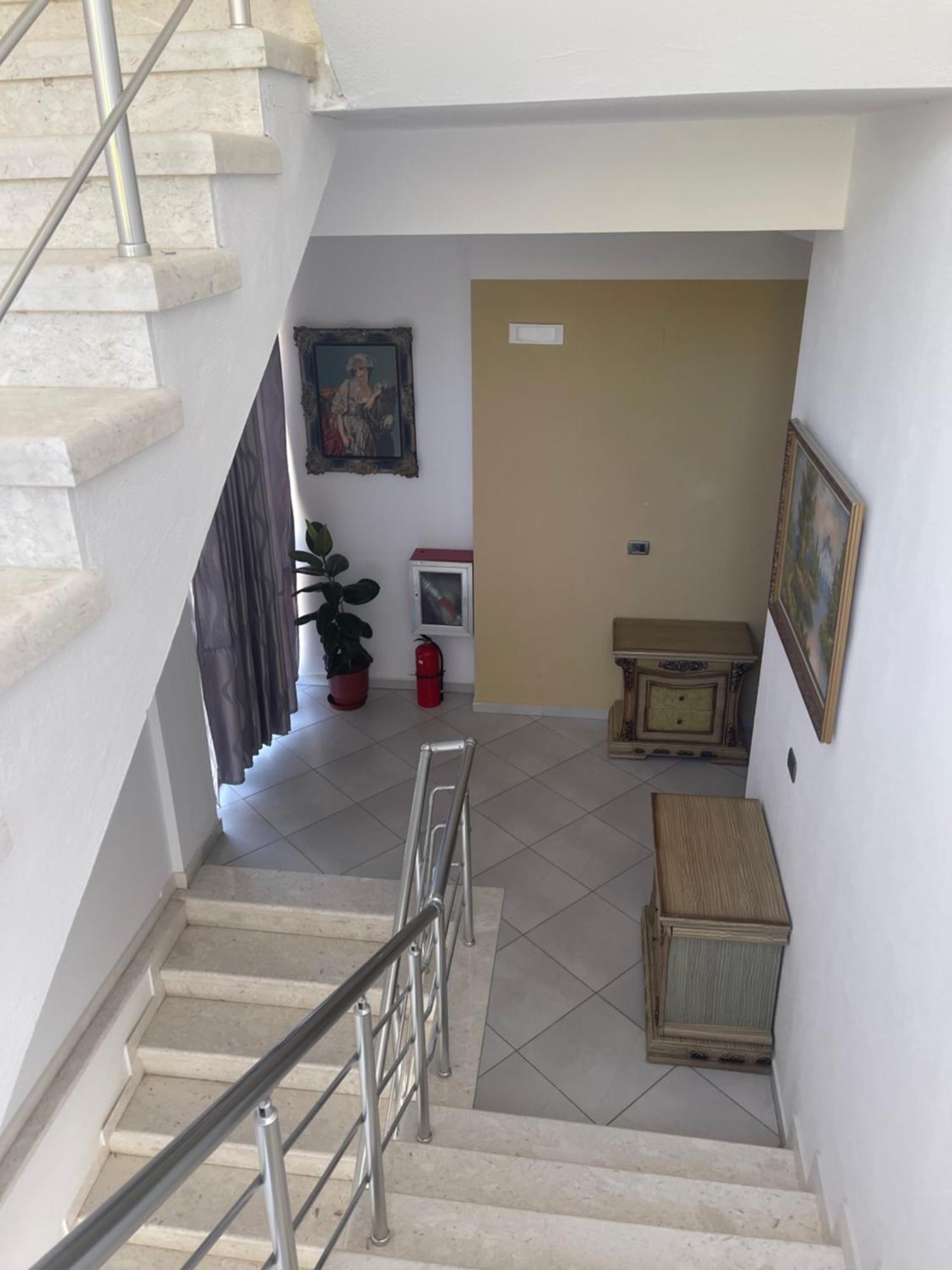 Hotel Latifi Gramsh Exterior foto
