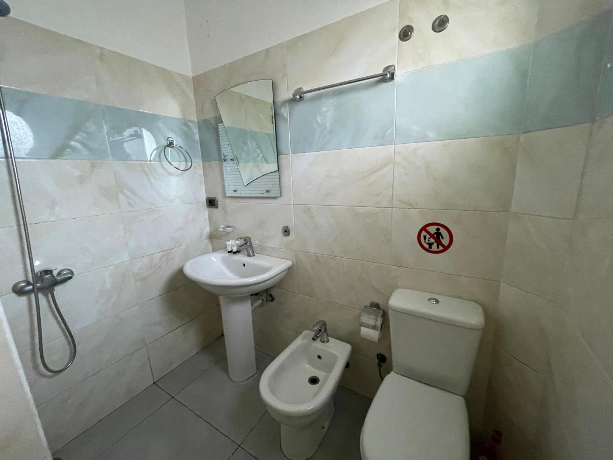 Hotel Latifi Gramsh Exterior foto